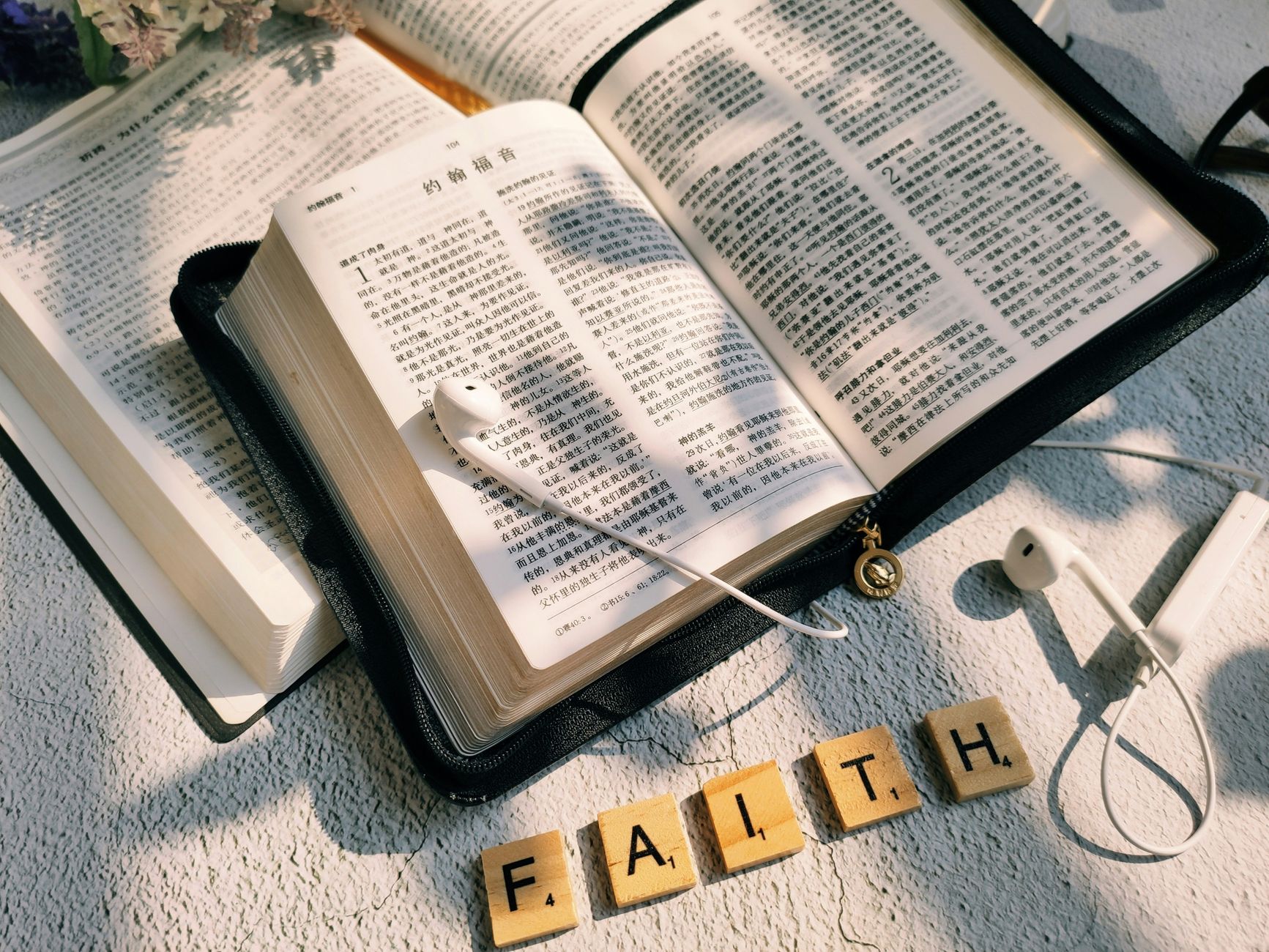 Gratitude Is Spiritual Warfare: How to See God's Hand